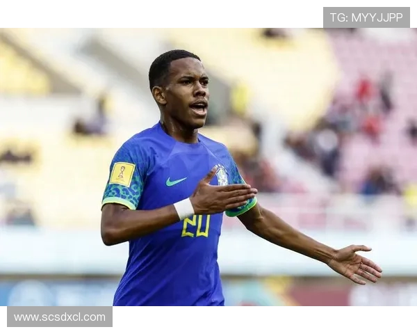 罗马诺：西蒙斯缺席训练 莱比锡与切尔西谈判接近完成